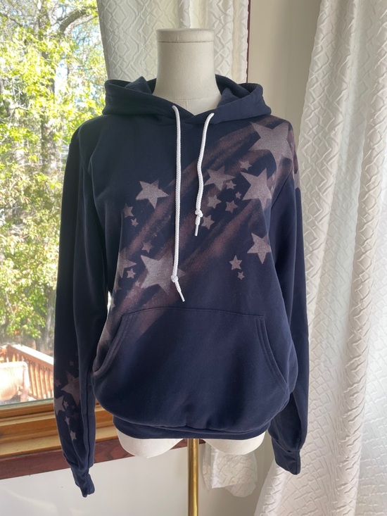 ali & Joe Tops - Ali and Joe Size Small Custom Navy Starprint Pullover Hoodie EUC Size Tag Cut